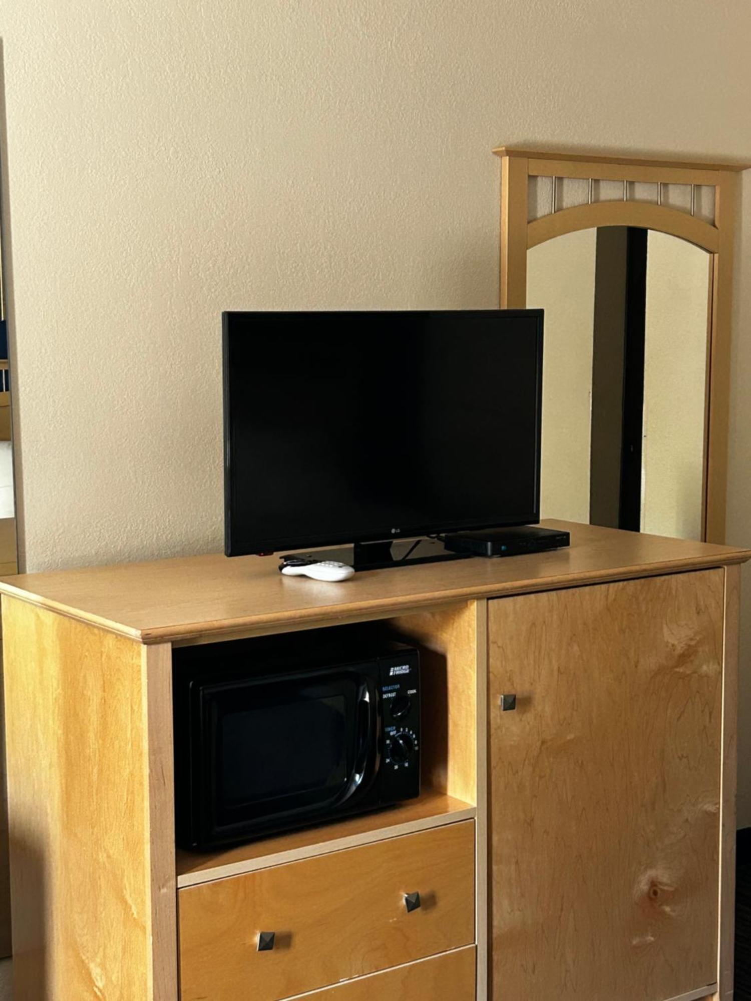 Ameristay Inn & Suites Waverly Kültér fotó